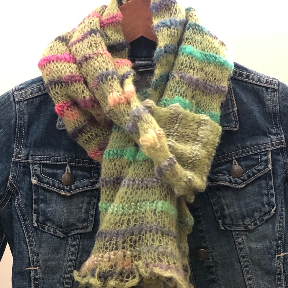 Wool Scarf - Picture 2 of 3